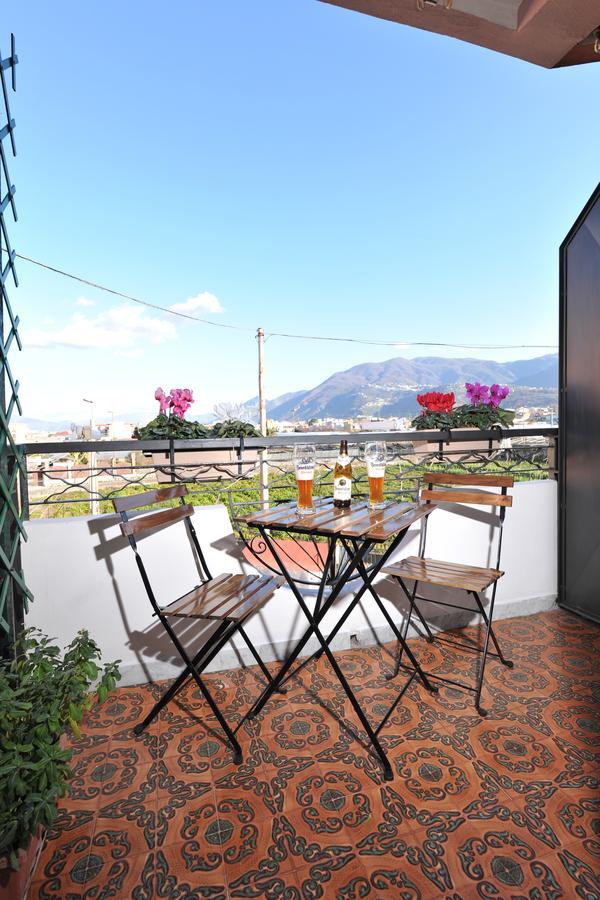 B&B Le Cycas Castellammare di Stabia Bagian luar foto