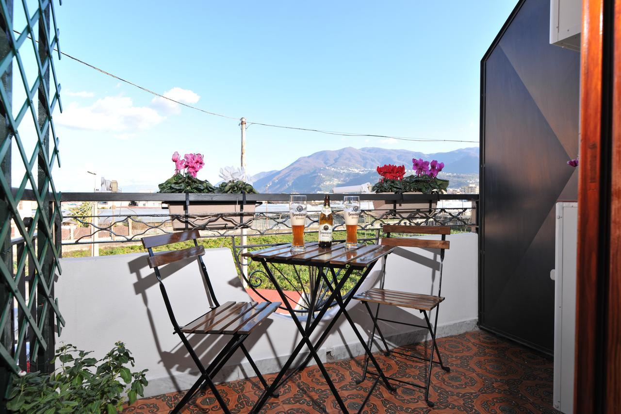 B&B Le Cycas Castellammare di Stabia Bagian luar foto