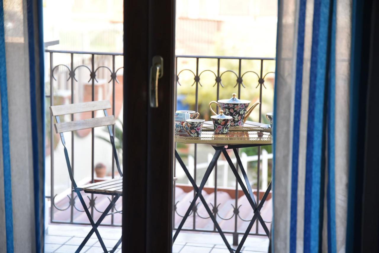 B&B Le Cycas Castellammare di Stabia Bagian luar foto