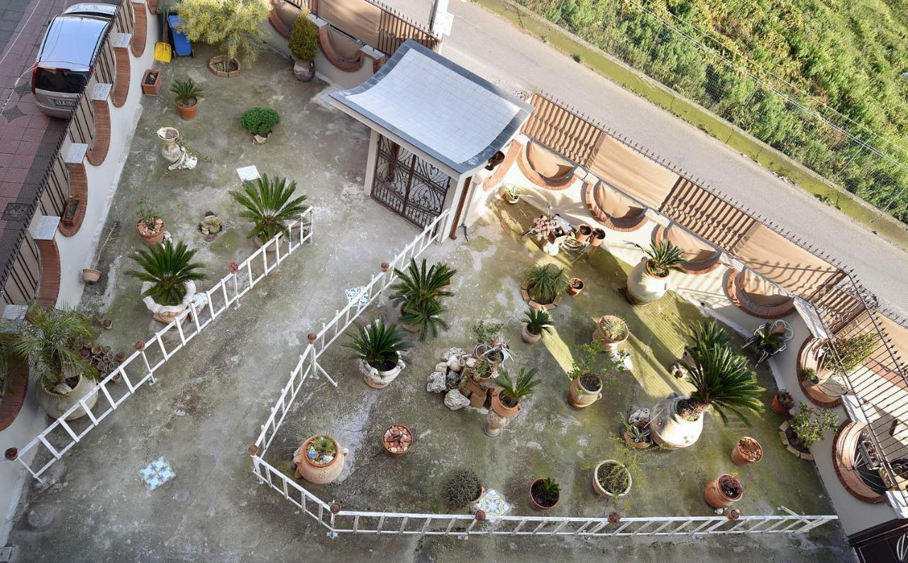 B&B Le Cycas Castellammare di Stabia Bagian luar foto