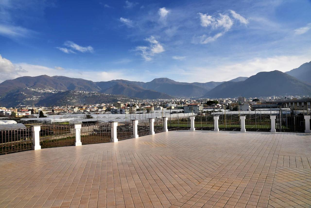 B&B Le Cycas Castellammare di Stabia Bagian luar foto