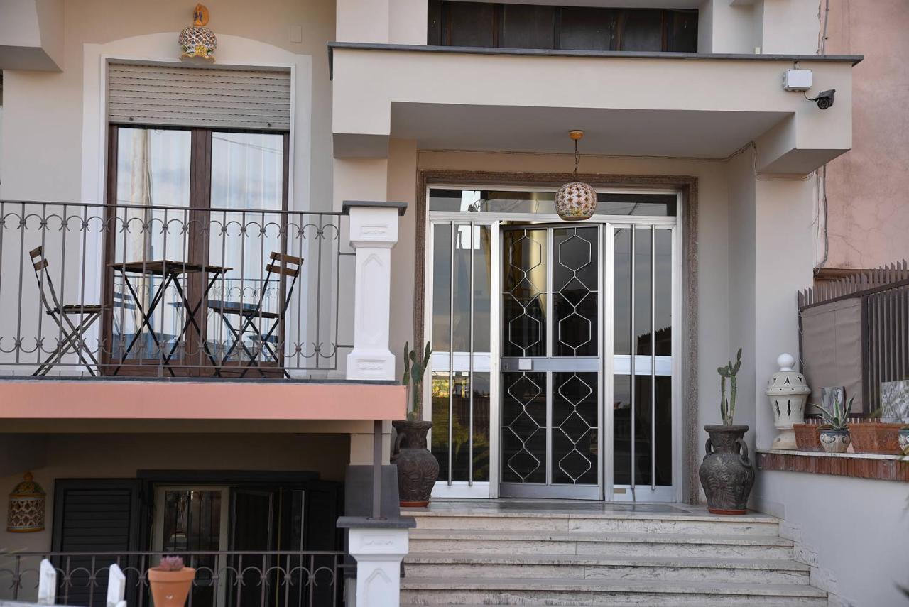 B&B Le Cycas Castellammare di Stabia Bagian luar foto