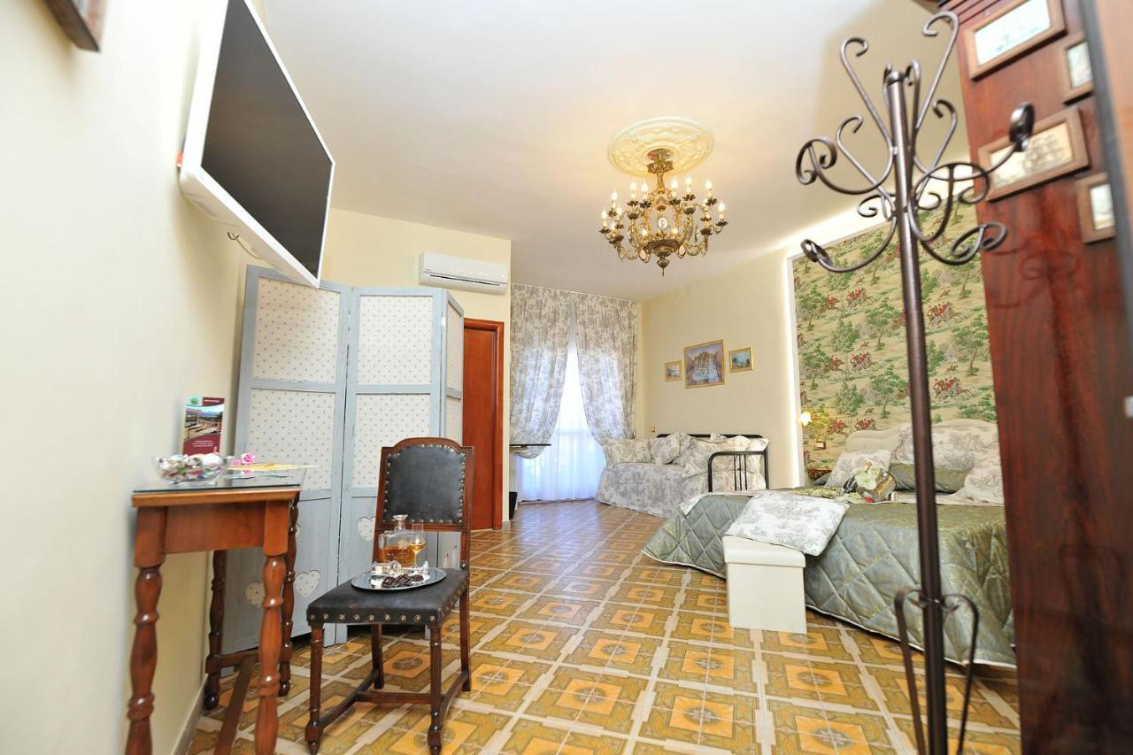 B&B Le Cycas Castellammare di Stabia Bagian luar foto